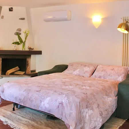 Lakefront 1br Garden Access Апартаменты